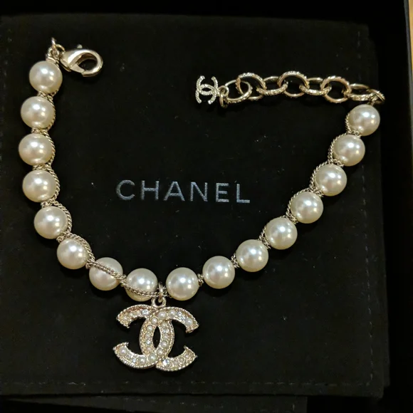 Chanel bracelet - Picture 3 of 13
